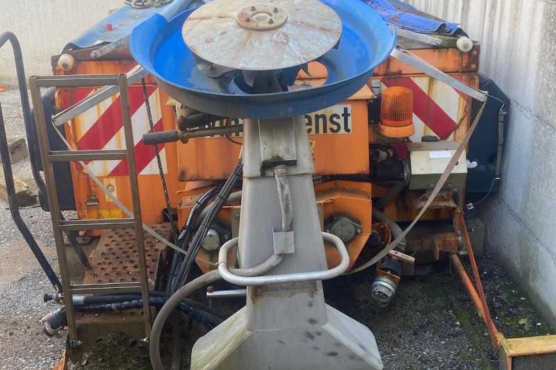 OmecoHub - Immagine MERCEDES UNIMOG U500